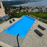 Luxury Eclipse Apartment